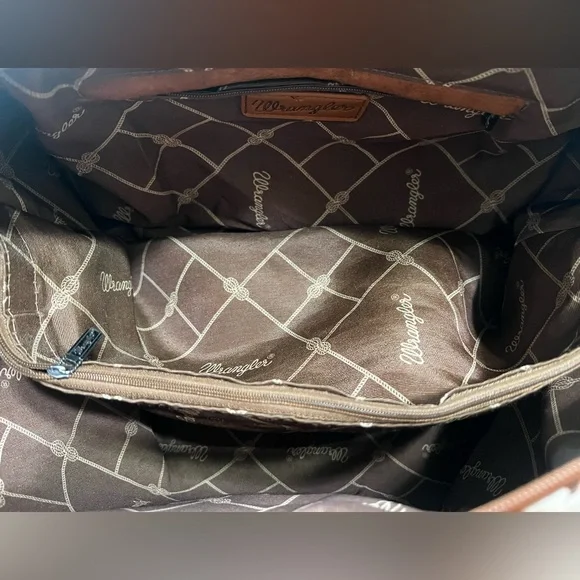 Wrangler Cow Print weekender - Picture 4 of 4